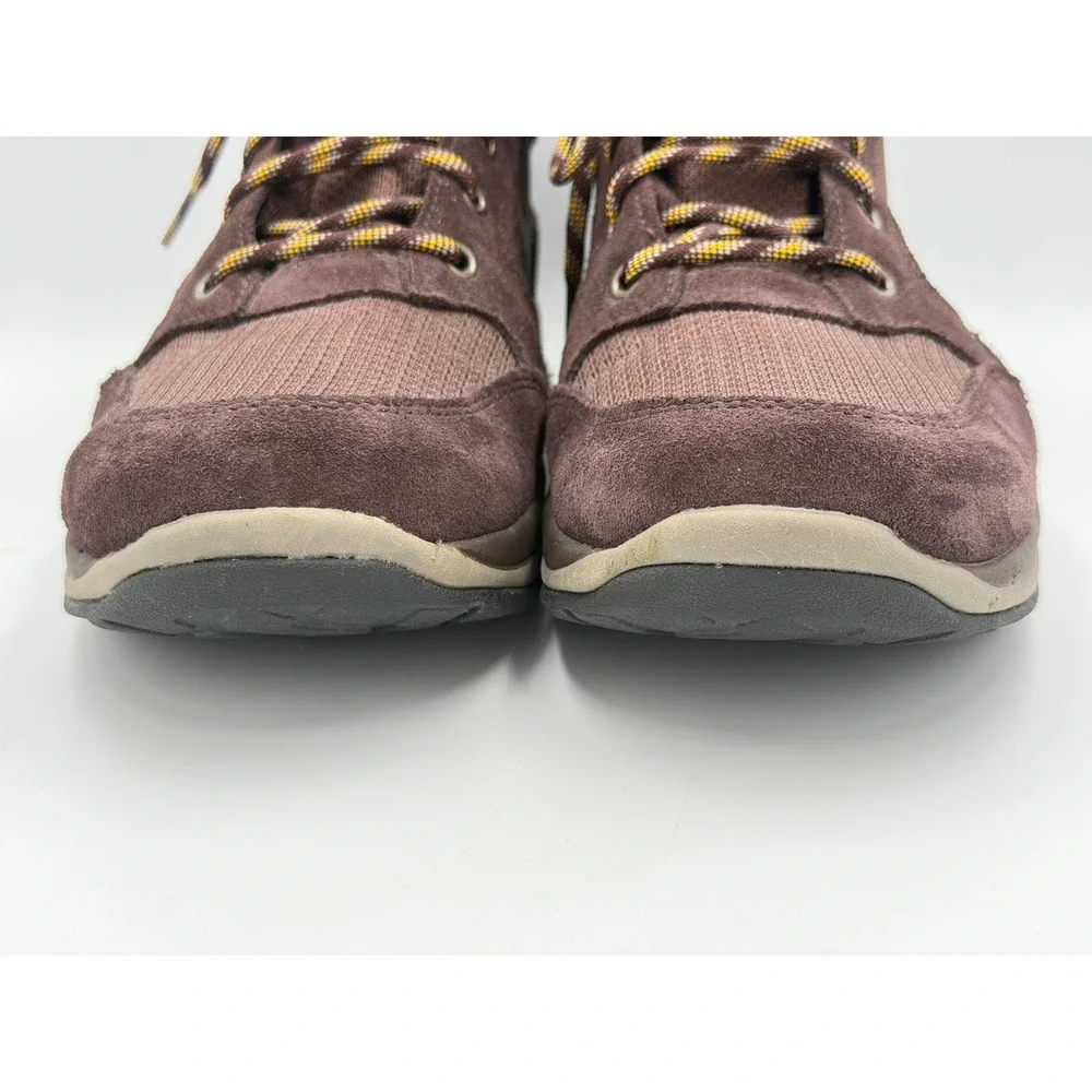 L.L. Bean Hiking Boots Mens 9 Wide Brown Suede Primaloft TEK 2.5